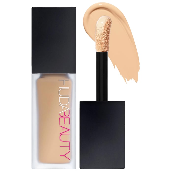 Huda Beauty Easy Blur Concealer