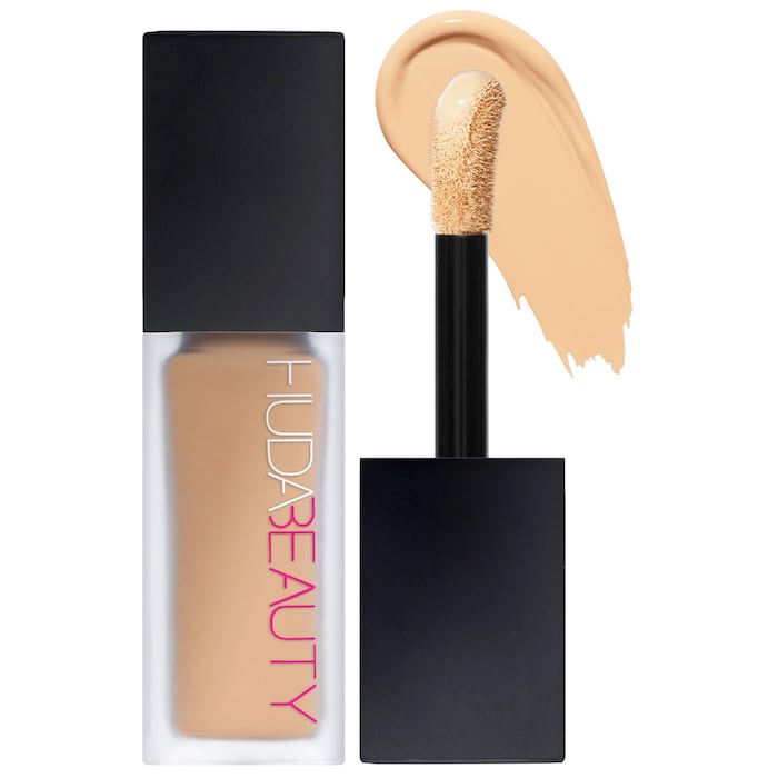 Huda Beauty Easy Blur Concealer